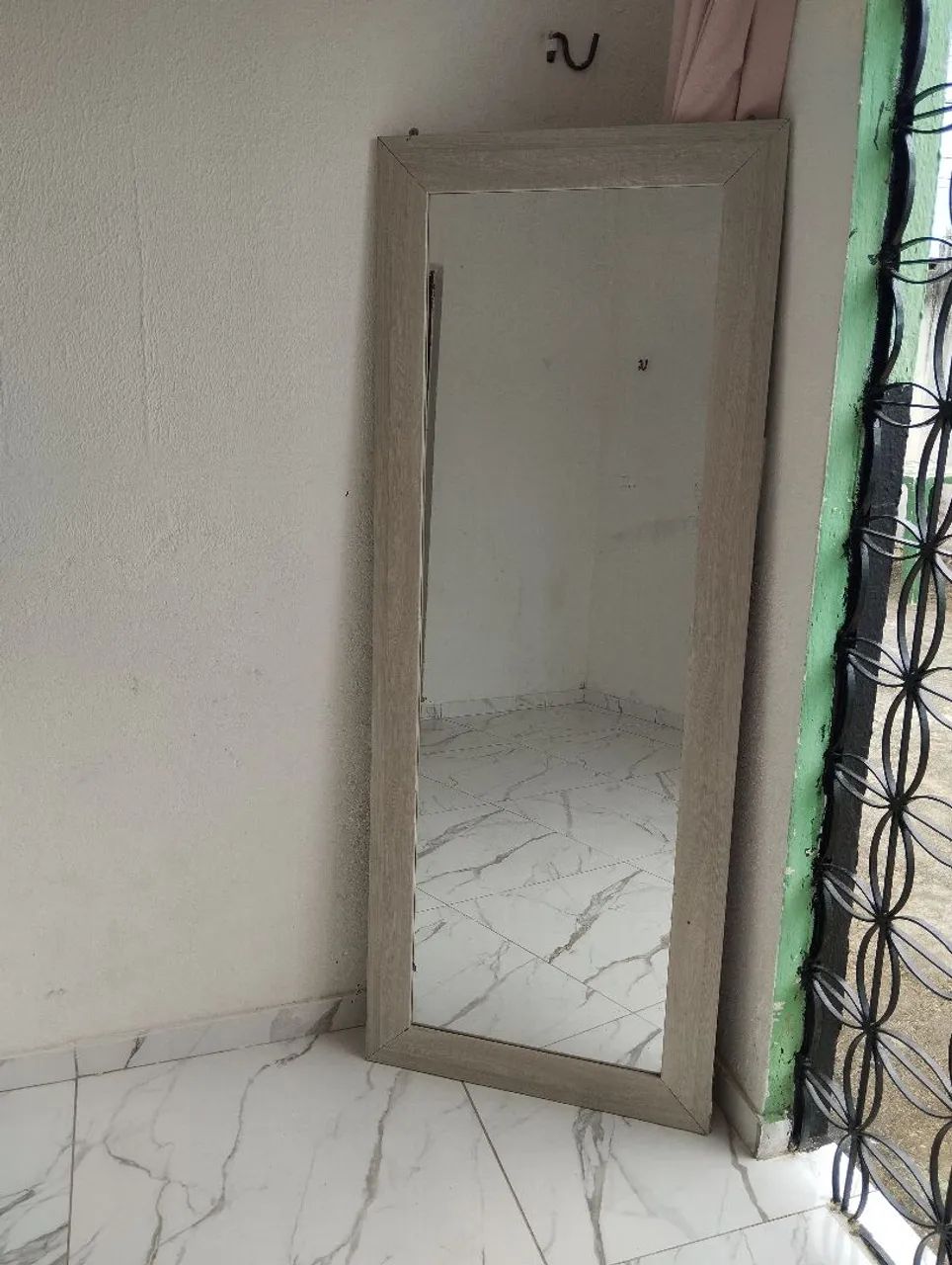 Espelho de Parede Tam. 1,60cm