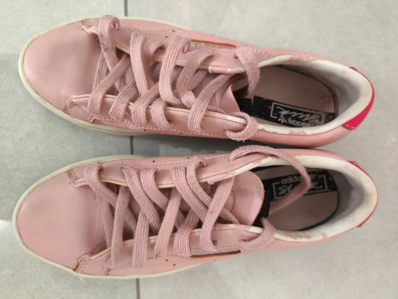 Tênis Adidas usado