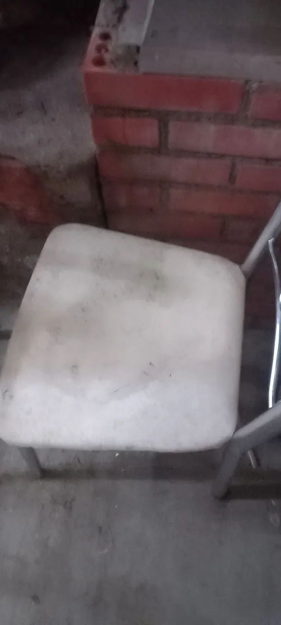 Mesa e cadeiras - Foto 5