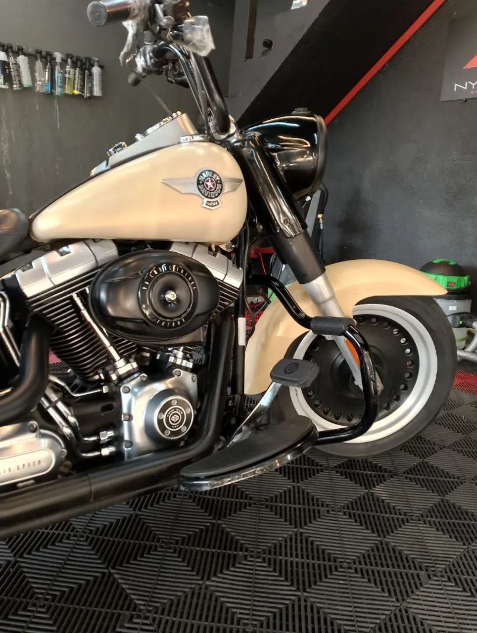Linda HARLEY DAVIDSON FAT BOY  - Foto 2