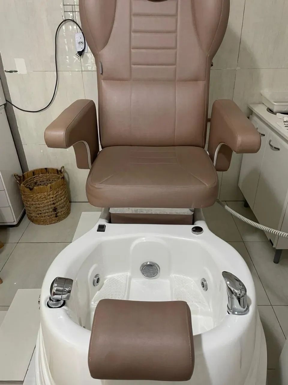 Cadeira de podologia, manicure, pedicure e SPA  - Foto 2