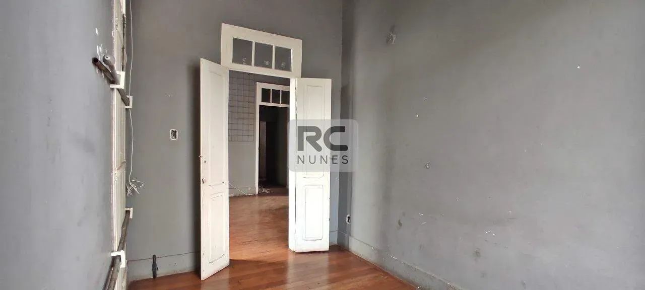 Casa comercial com aproximadamente 300m², Bairro Santa Efigênia. - Foto 4