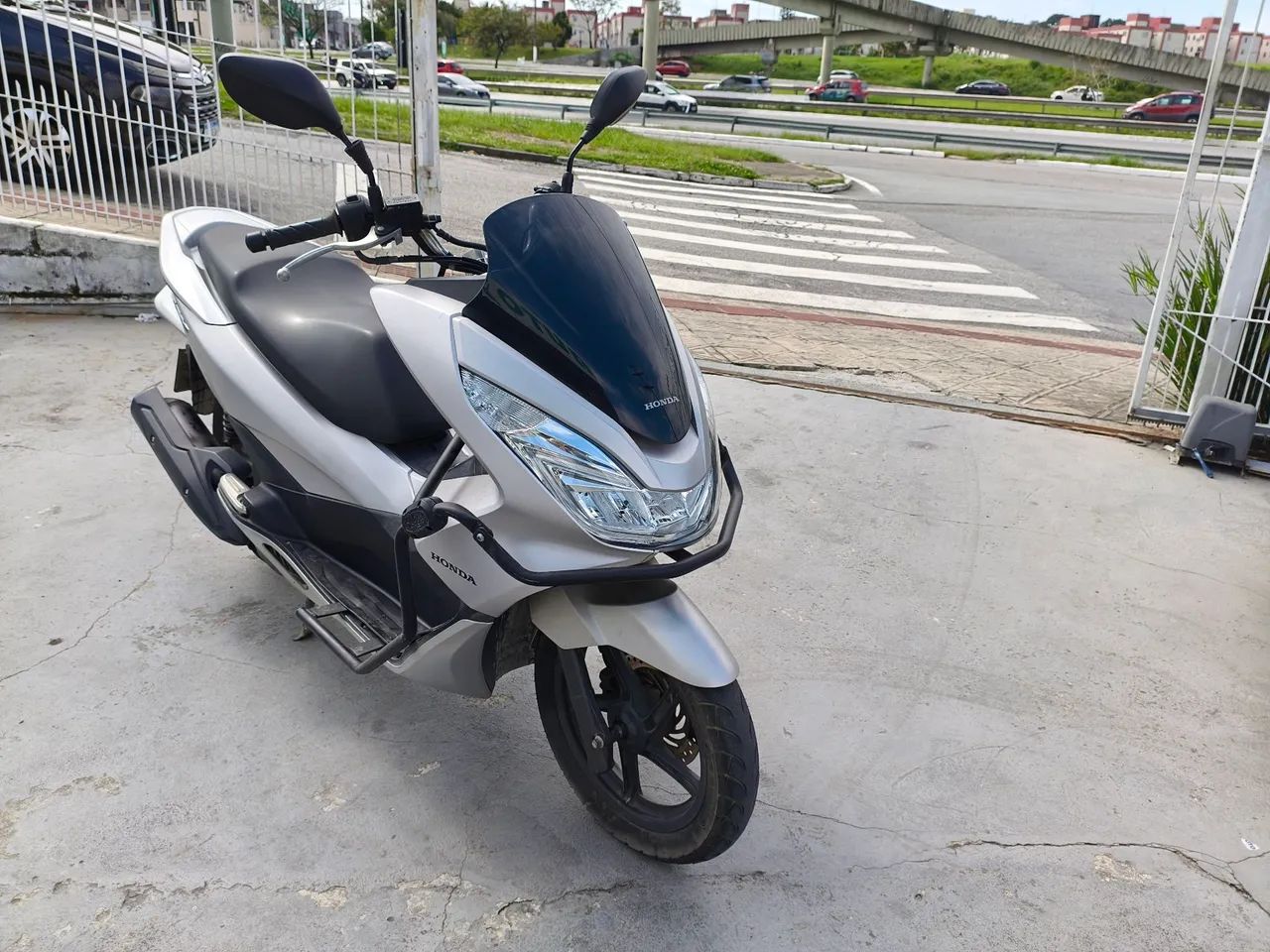 Honda PCX 150 - Foto 3