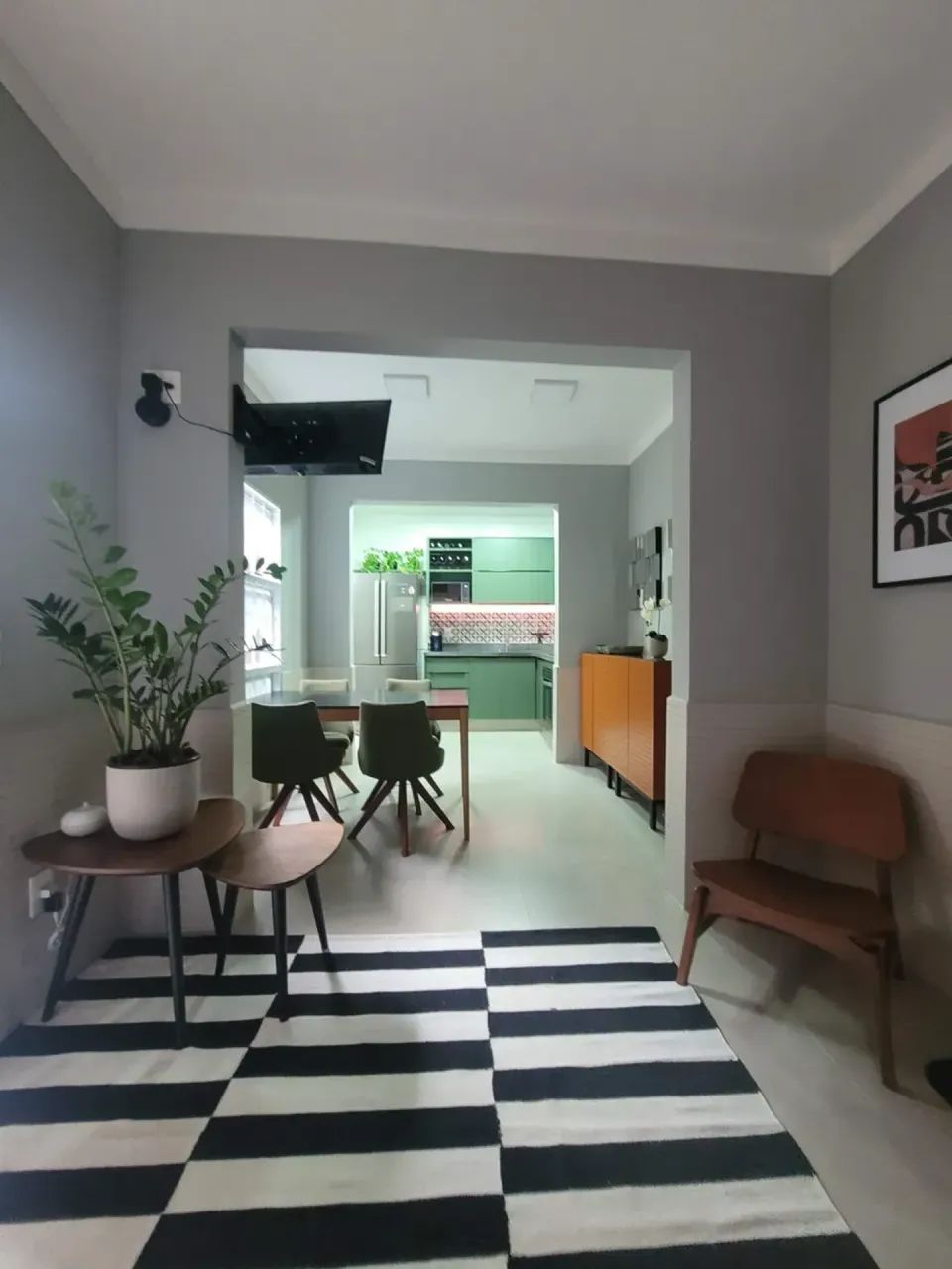 Magnífica casa térrea totalmente reformada com piscina e área gourmet - Foto 2