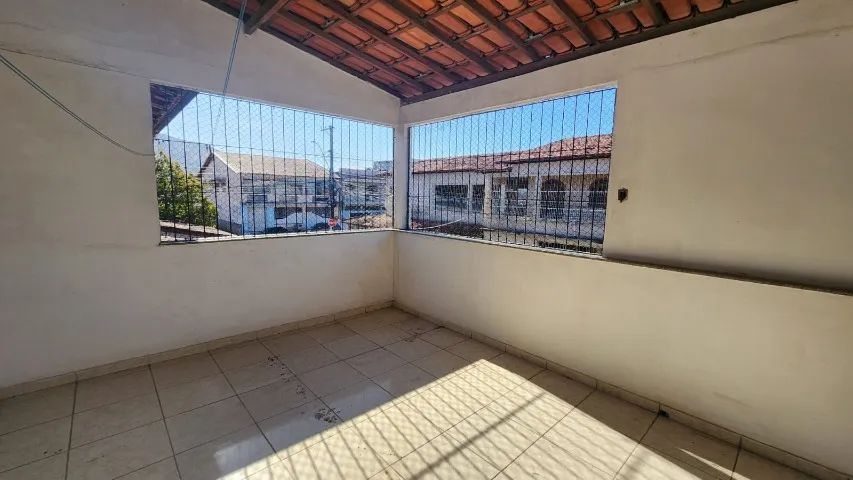 Casa 4 Quartos - Barcelona - Serra/ES - Foto 4