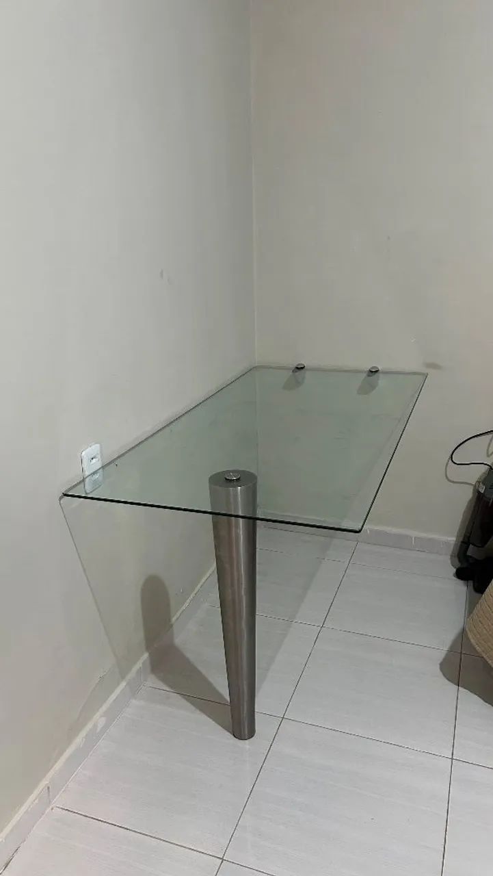 Mesa de vidro para escritório 