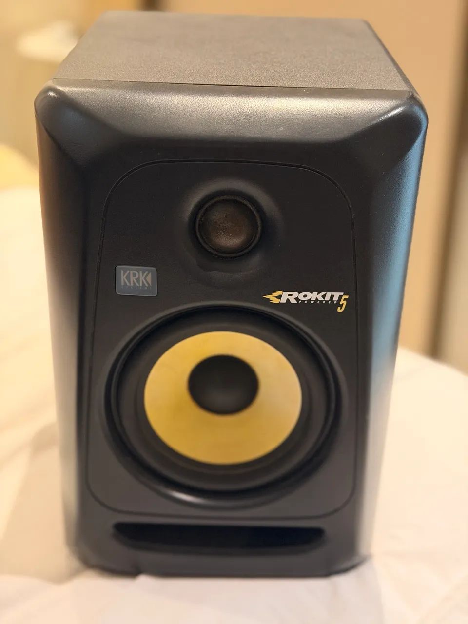 Par de monitores KRK RP5  - Foto 3