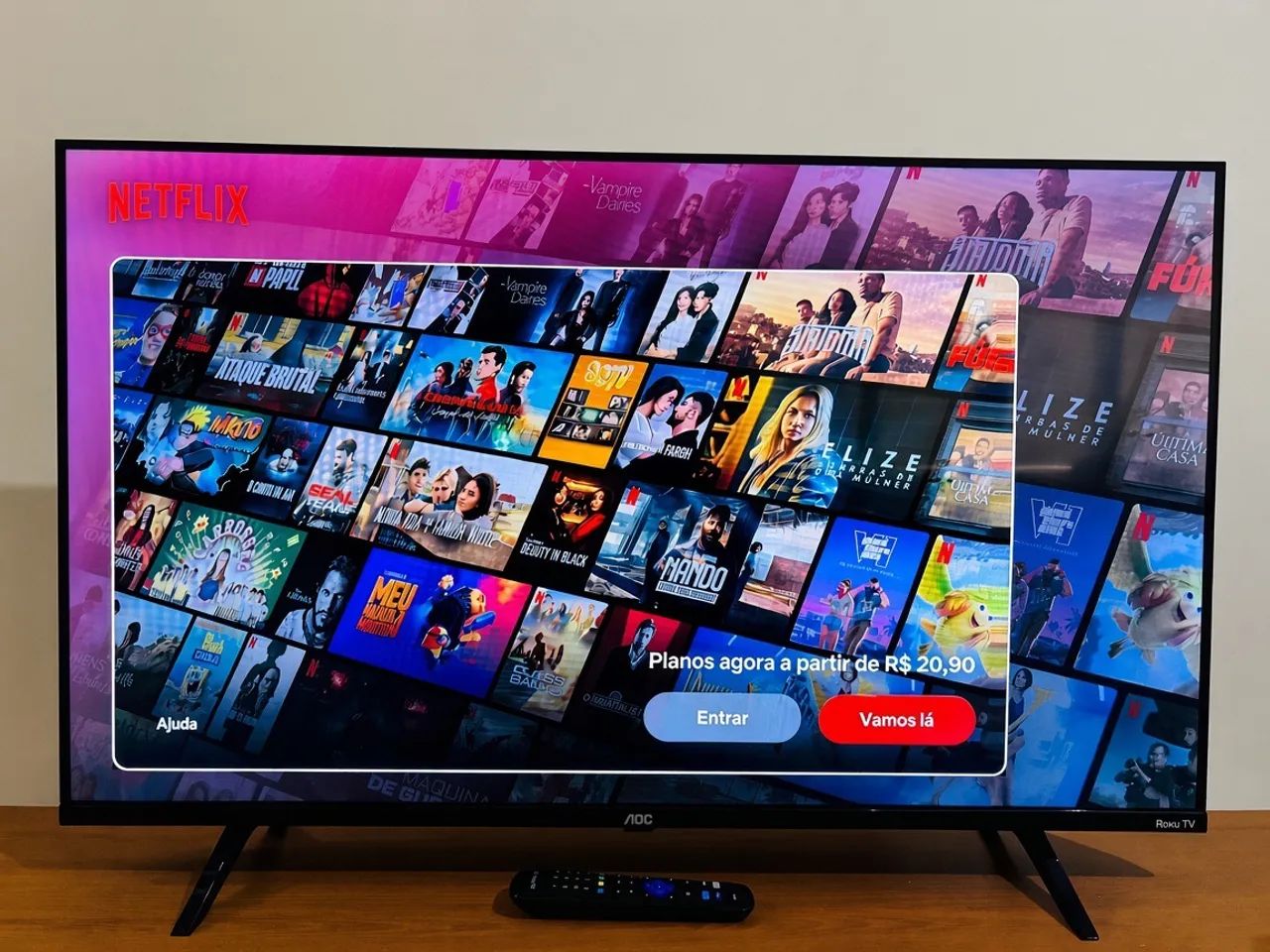 Smart tv Aoc roku 43 polegadas impecável  - Foto 4