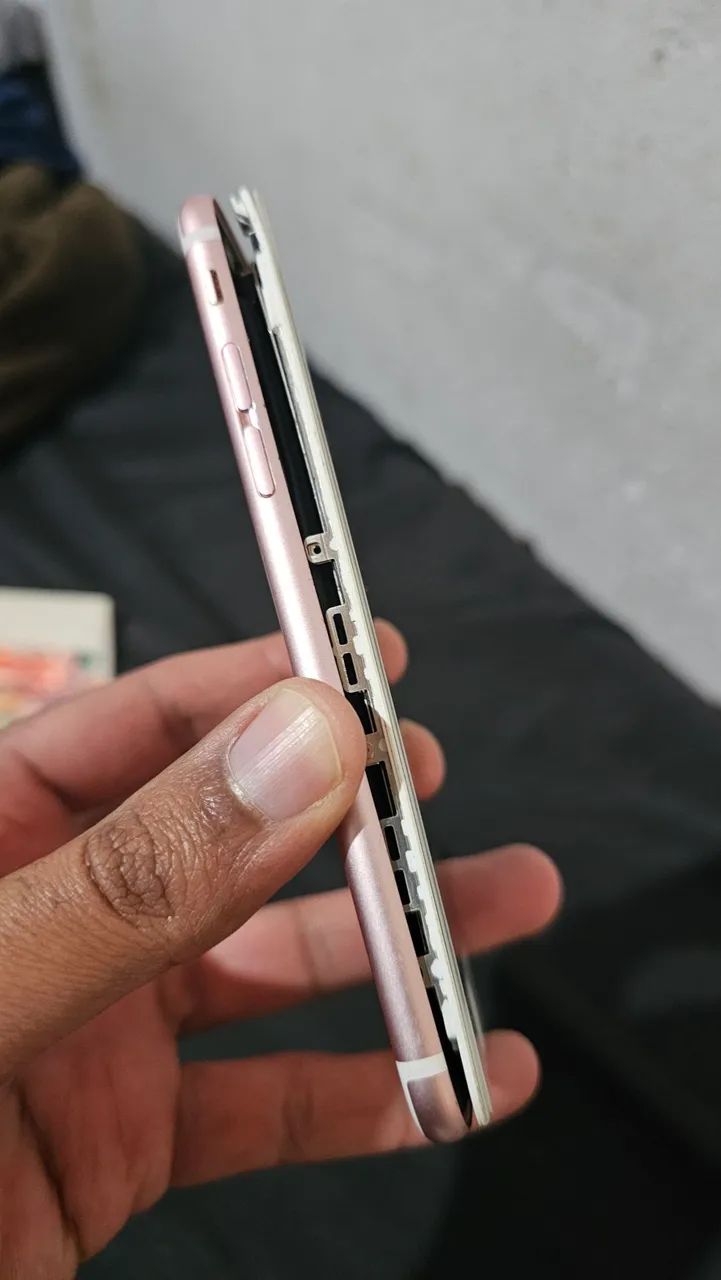 IPhone 6s para peças. Bateria estufada  - Foto 2