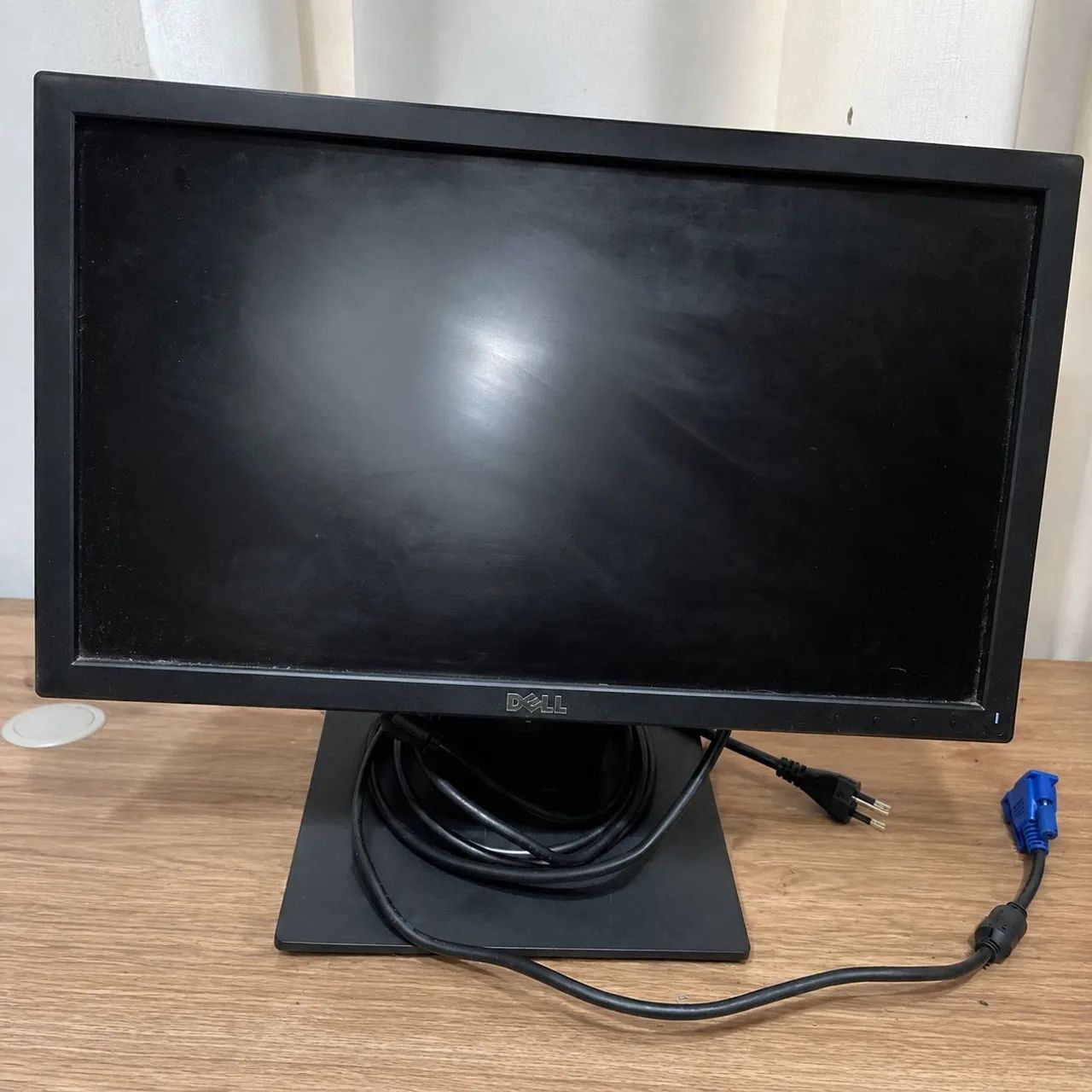 Monitor Dell E1914Hf 18,5" LED - Funcionando
