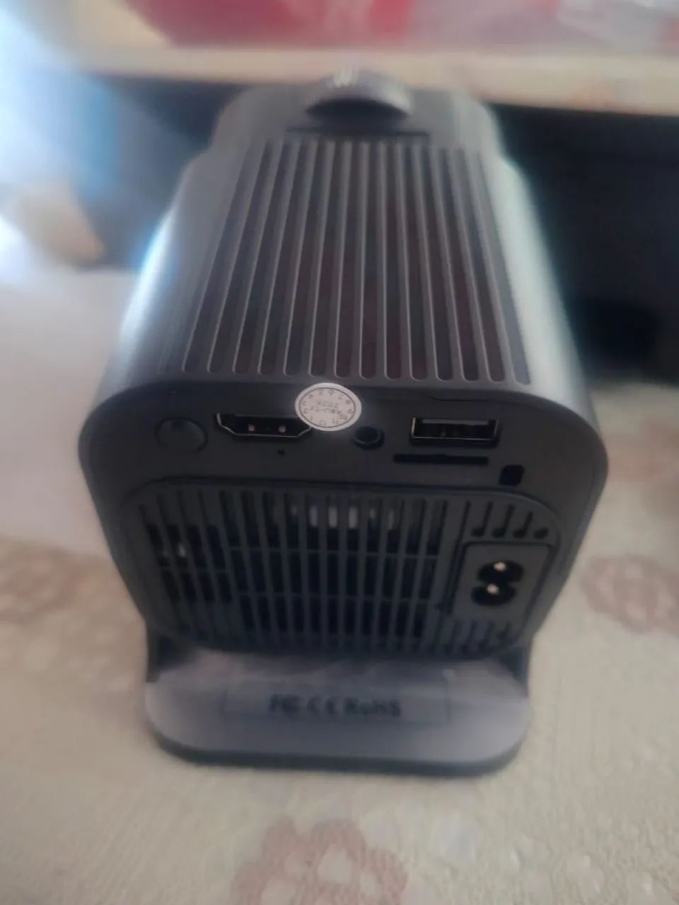 Projetor - projeta até 150 polegadas. - Foto 3