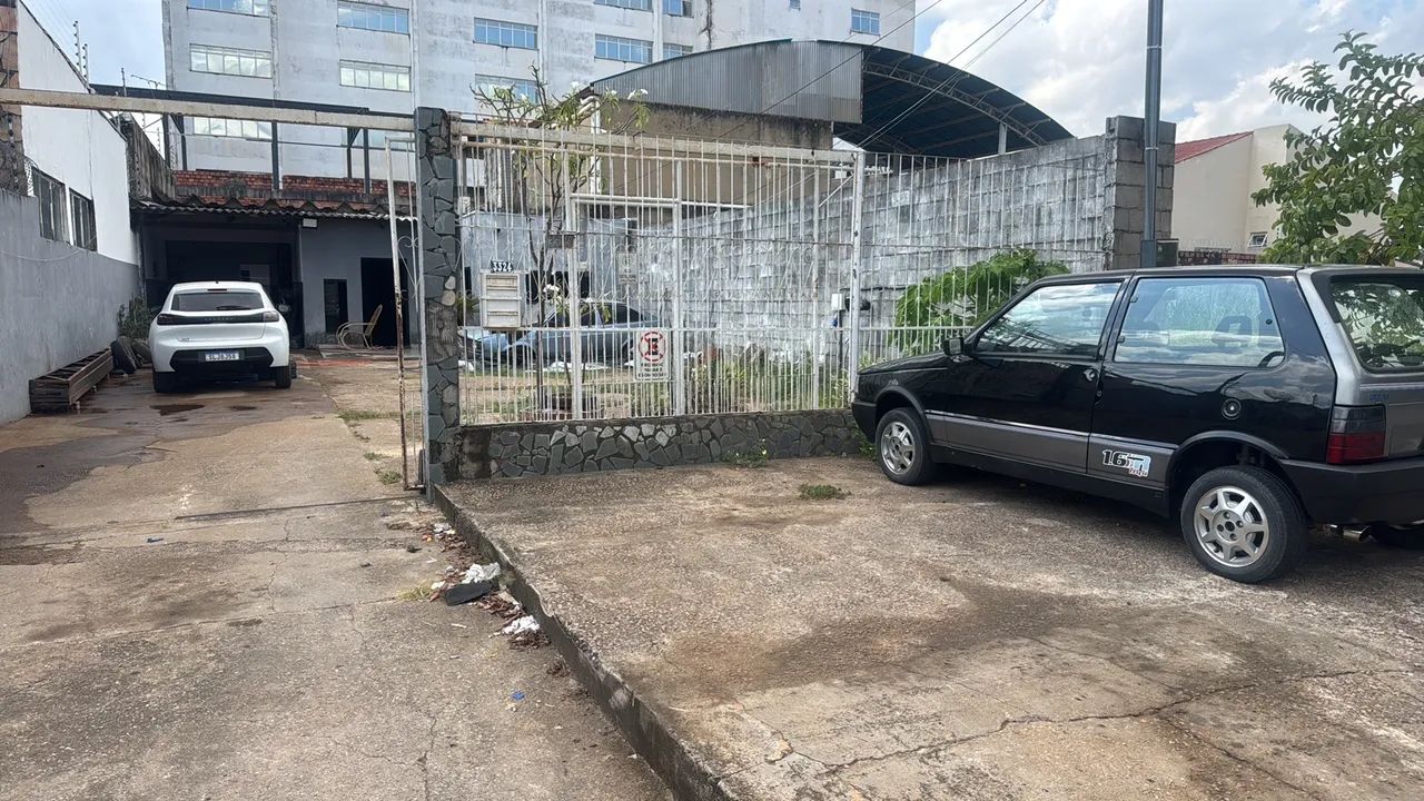 Terreno 10x40 em área nobre centro