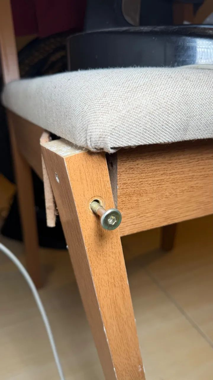 Conjunto cadeiras de mesa - Foto 4
