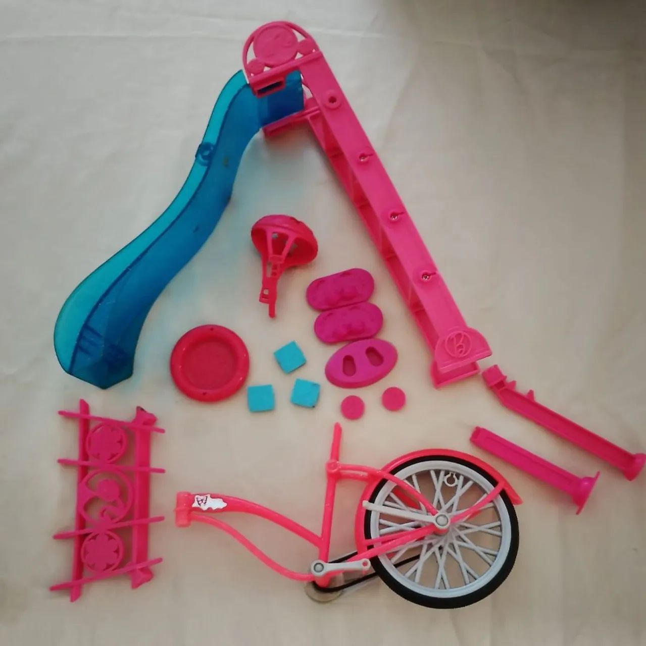 Lote de itens barbie