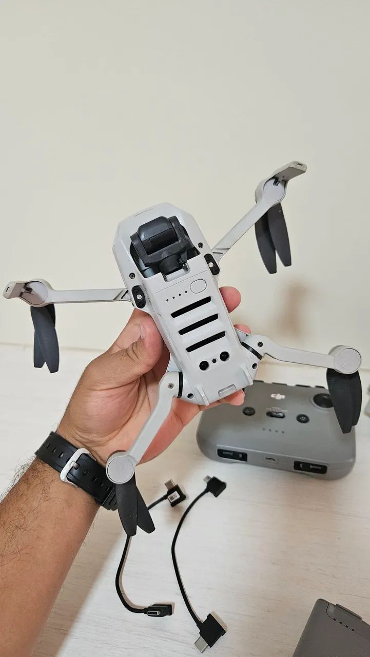 DJI Mini 2 Fly More Combo - Foto 3