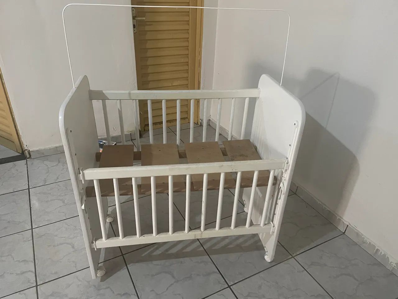 Mini berço sem colchão  - Foto 2
