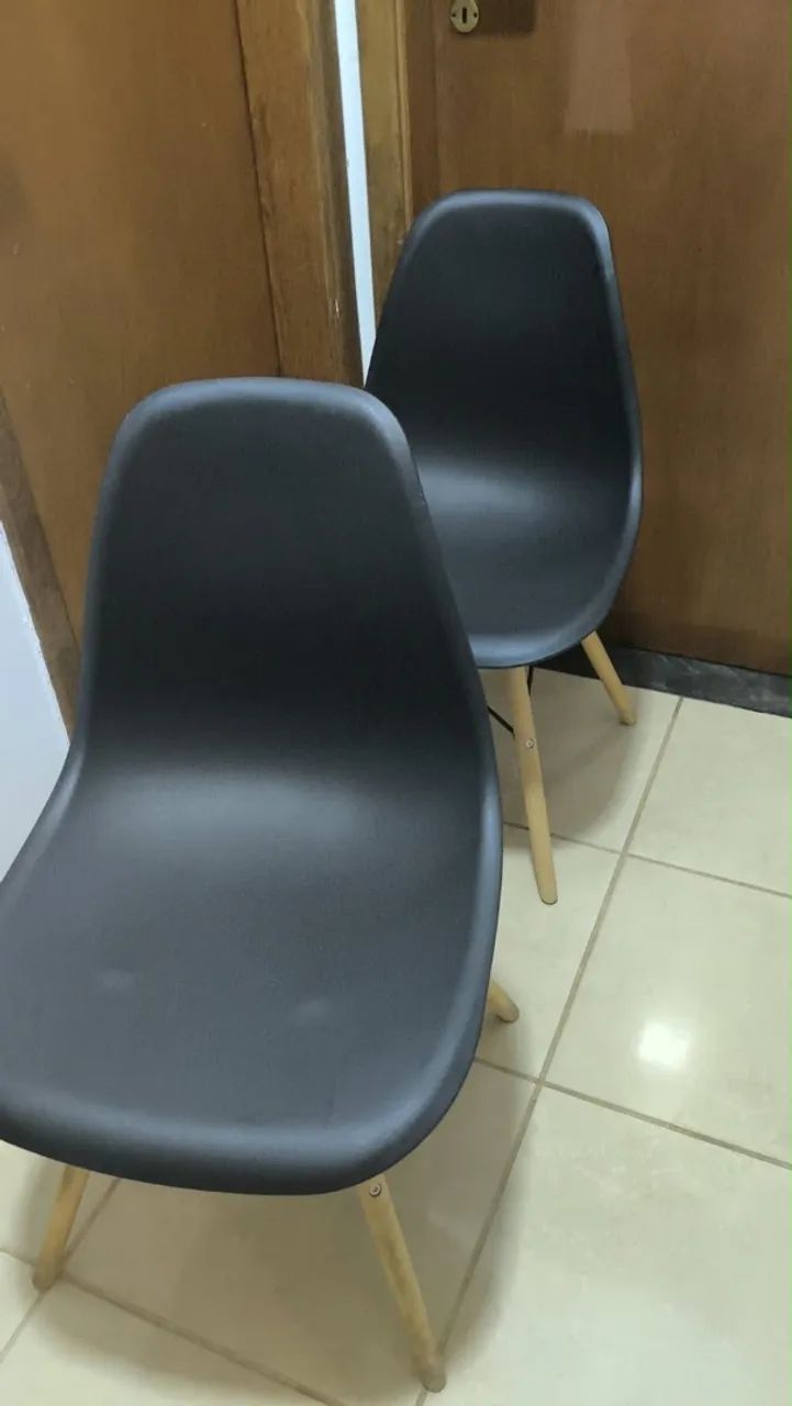 Cadeira Eames (2 unid)