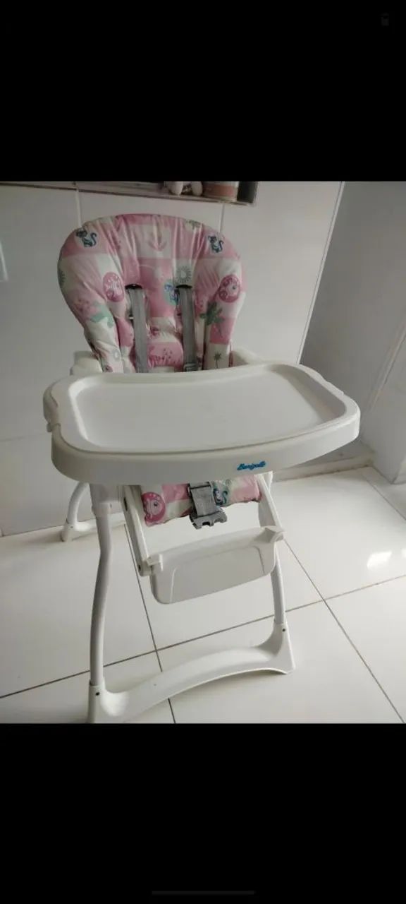 Cadeirinha de alimentação 