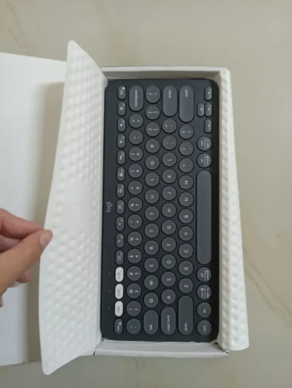 Teclado Grafite Minimalista Bluetooth Pebble Keys 2 K380S Logitech - Foto 2