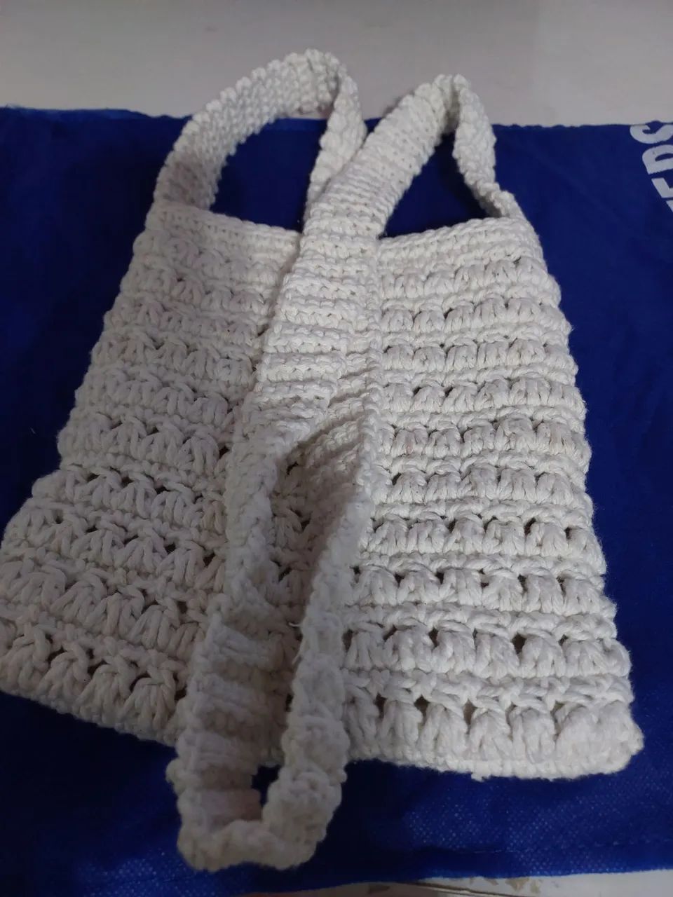 Bolsa transversal em crochê feito a mão  - Foto 4