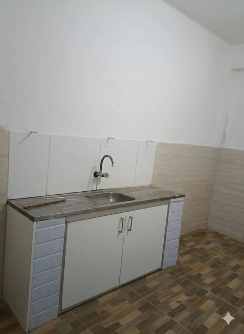 Kitnet, um quarto, cozinha e banheiro - Foto 4