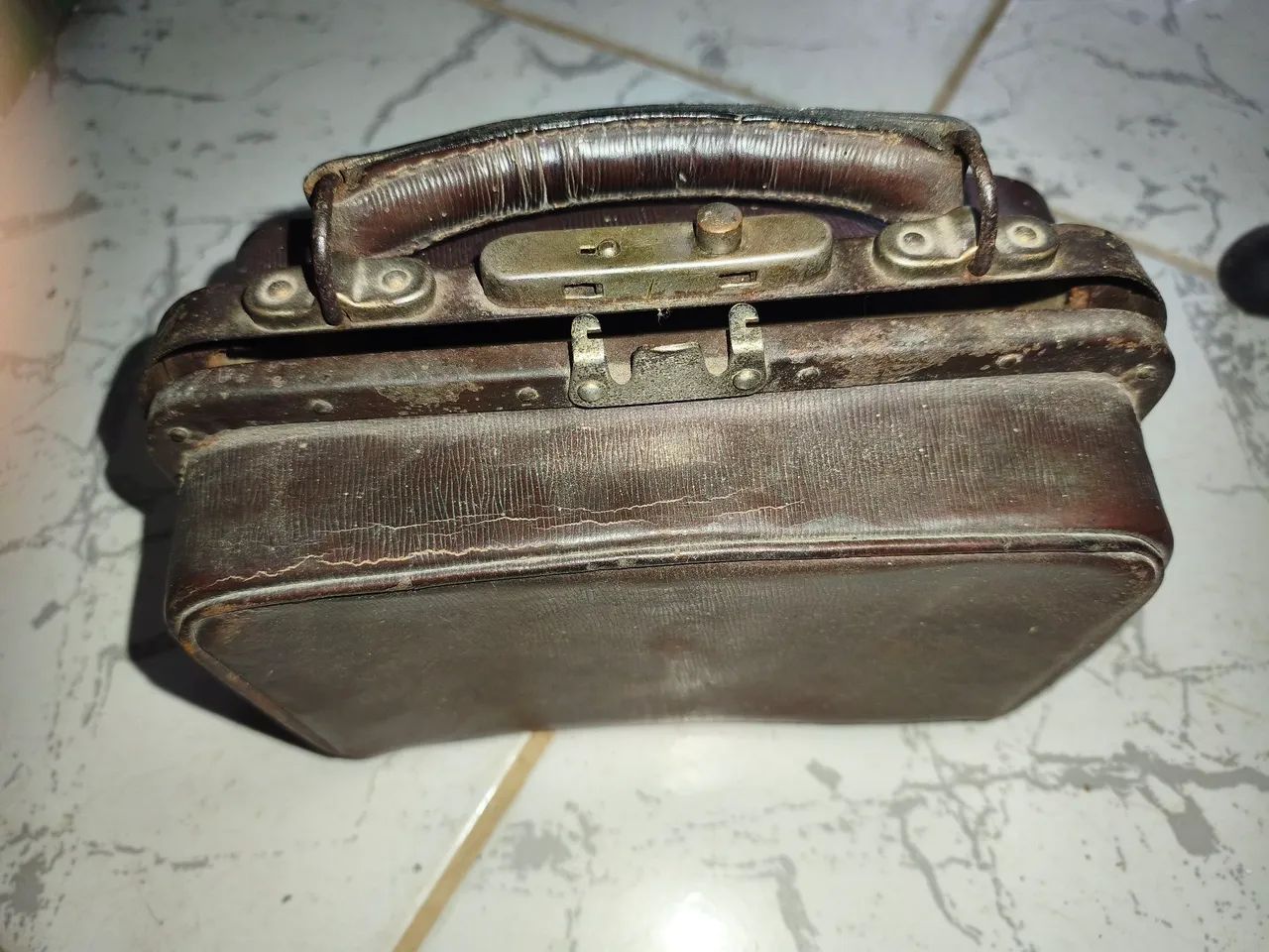 Antiga maleta médica  - Foto 3