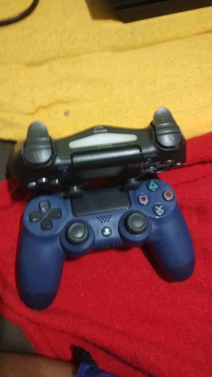 Controles com cabos USB,TMB vendo separado. - Foto 2