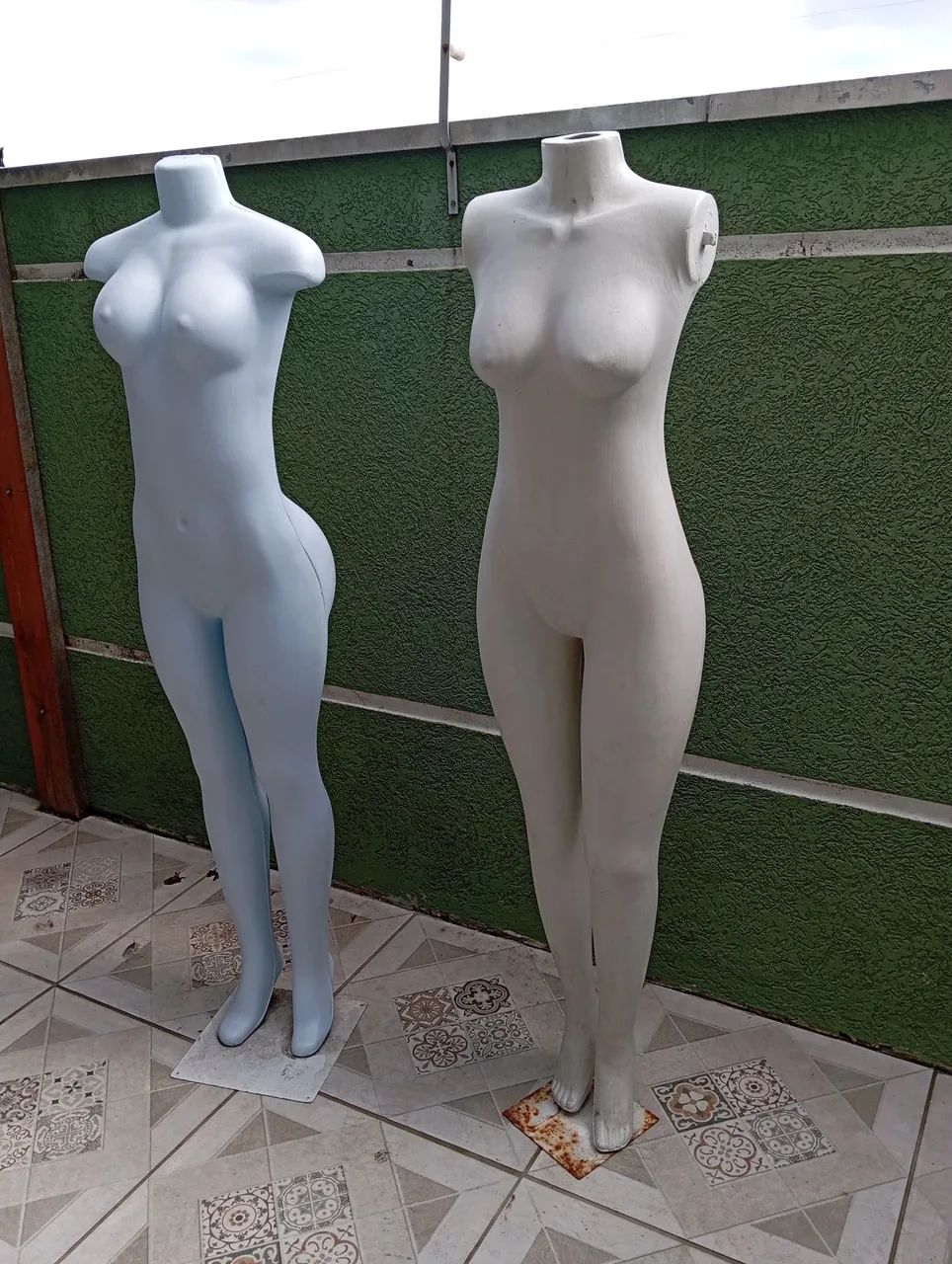Manequim No precinho 