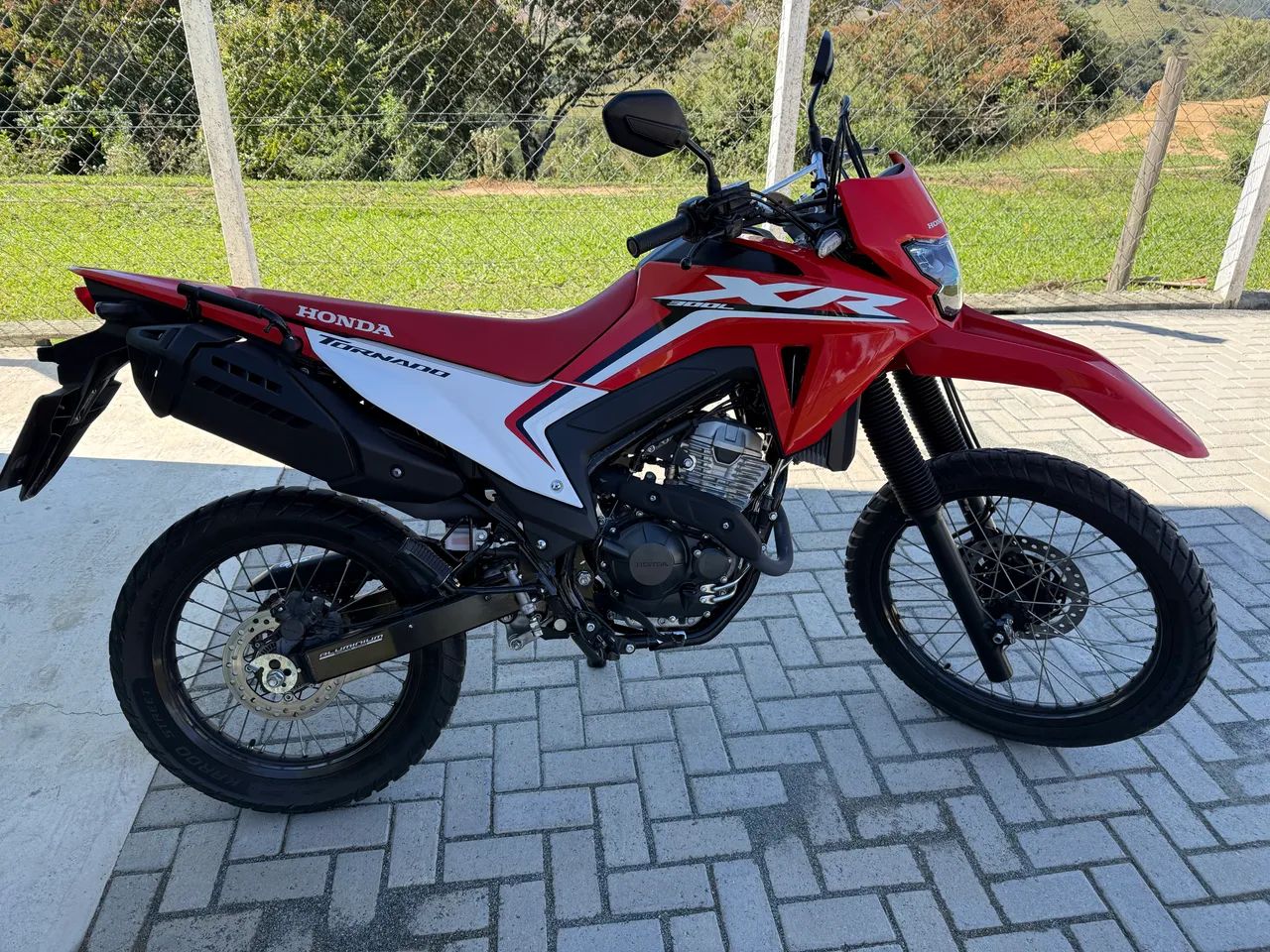 XR Tornado 300L - Foto 4