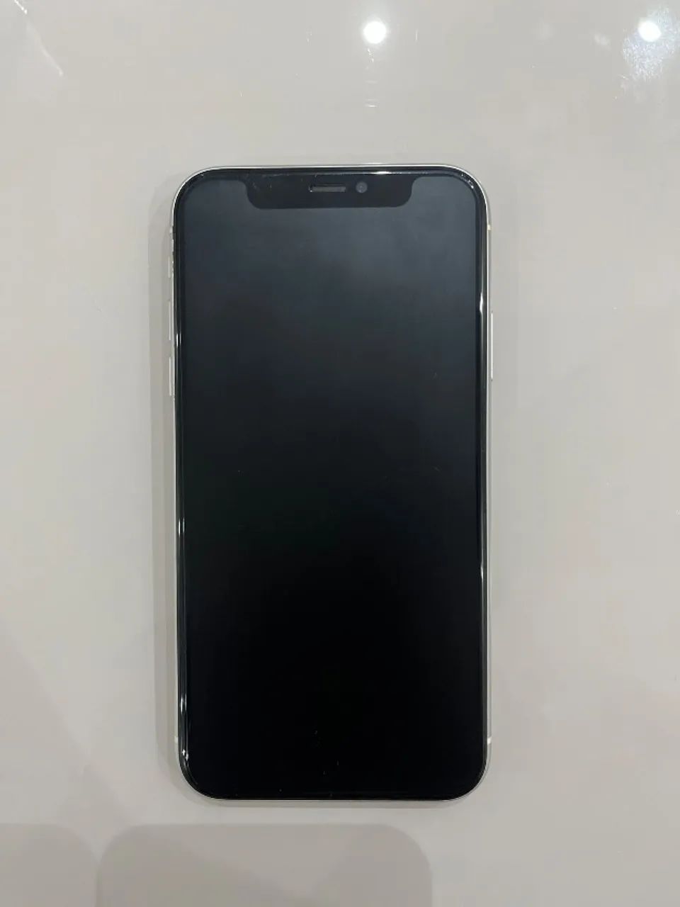 iPhone 11 - 64GB | Branco