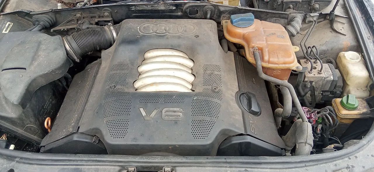 Audi A4 2.4 30V Avant Tip./multitronic 2001 - Foto 4