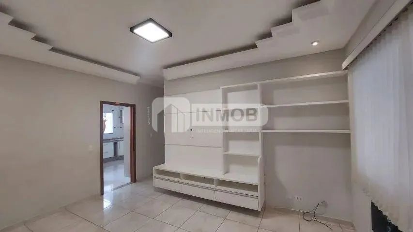 Casa em Condomínio em Taubaté | 3 Dorms, 1 Suíte, 265m² 2