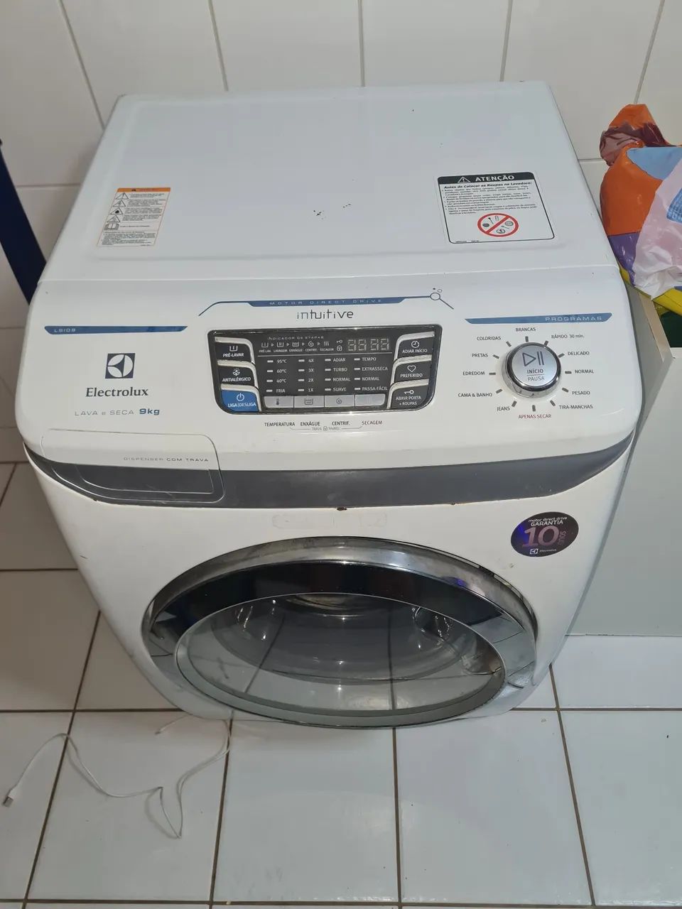 Vendo máquina lavar e seca eletrolux intuitive, 9kg, COM DEFEITO. - Foto 2