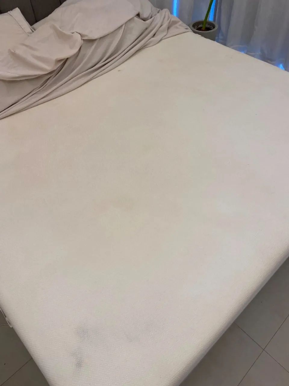 Cama Box King Size + Colchão Emma Perfeito Estado - Foto 3