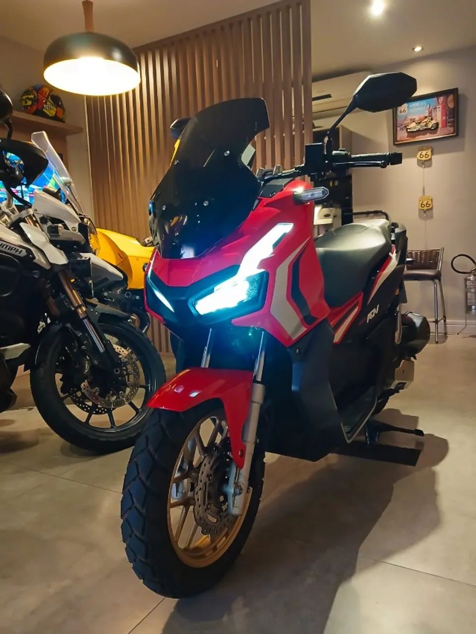 Honda ADV  - Foto 3