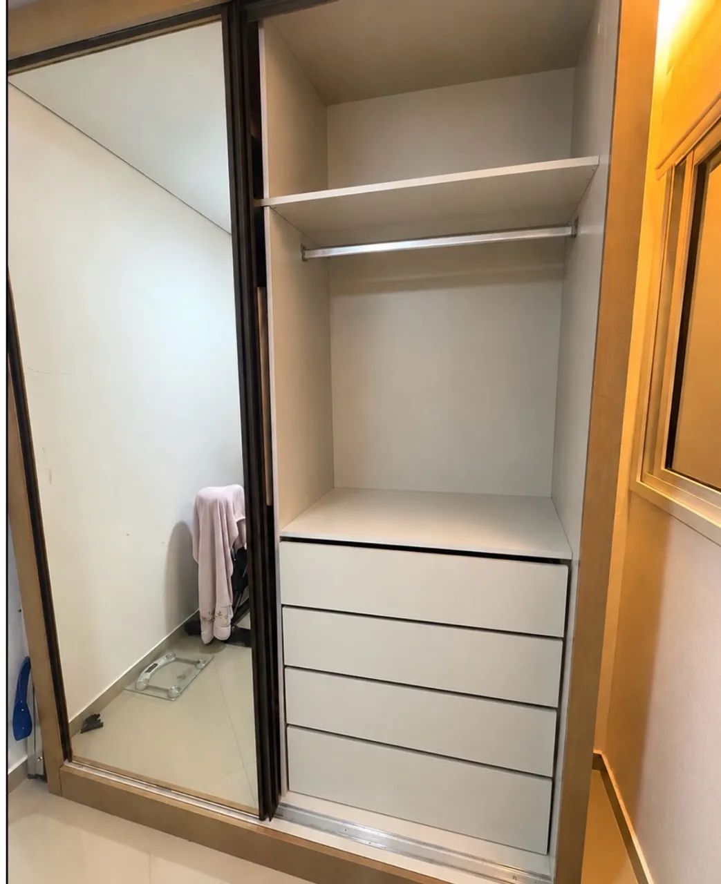 Guarda Roupa com espelho  - Foto 3