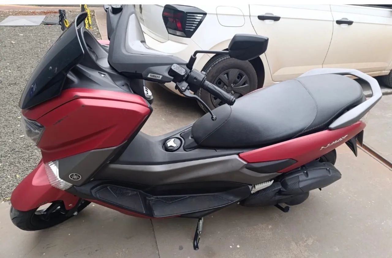N Max 2019  com 19 mil km  - Foto 4