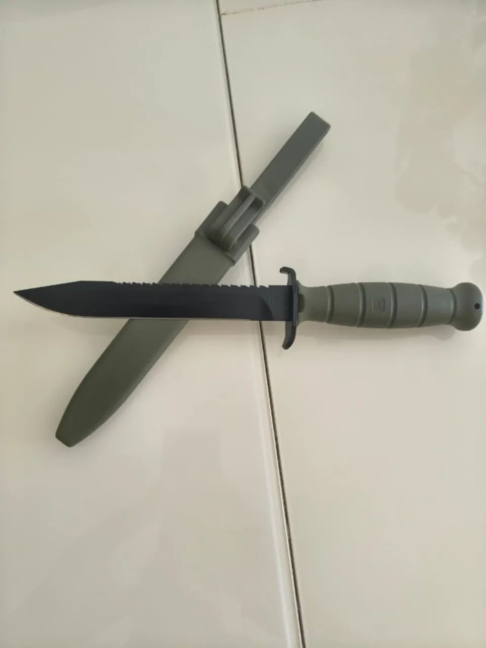 Faca Tática / Sobrevivência Glock FM 81 - Foto 3