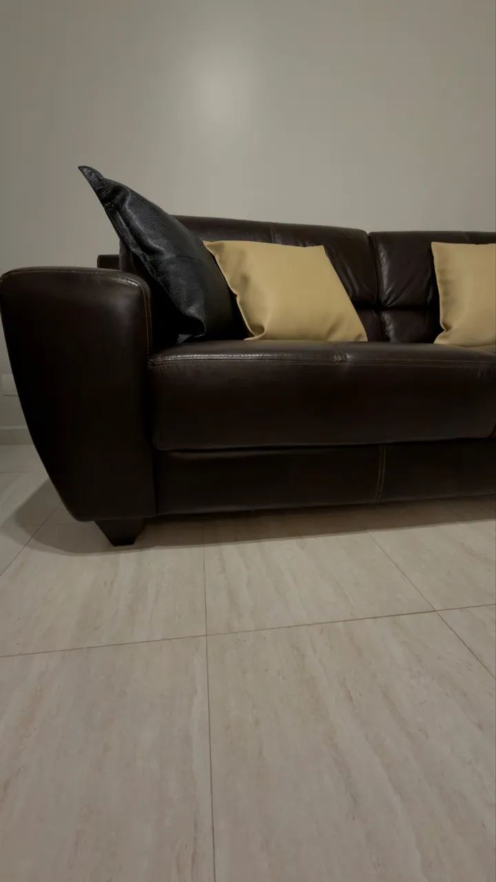Sofá em couro de 2 e 3 lugares  - Foto 2