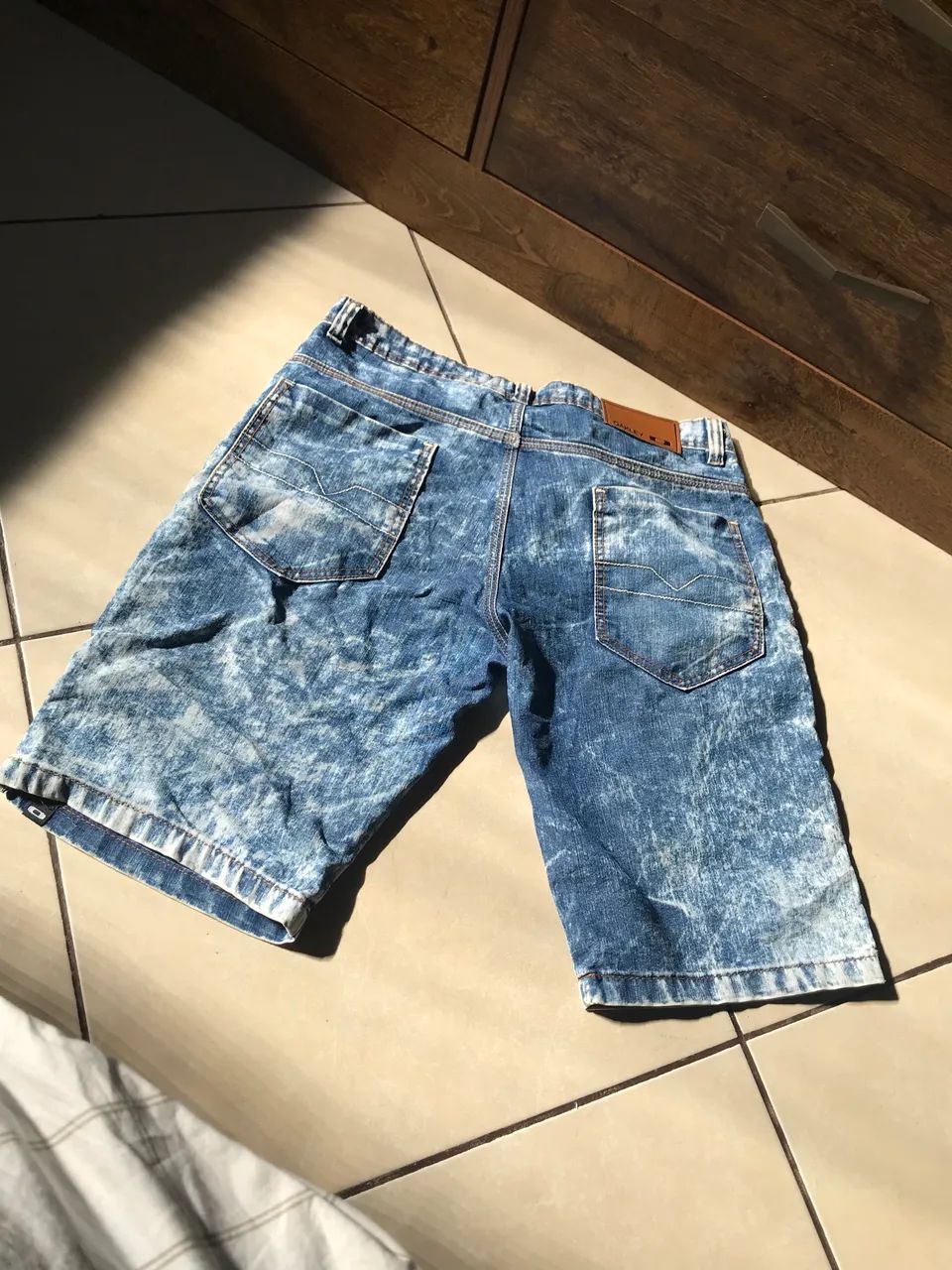 Bermuda jeans masculina  - Foto 4