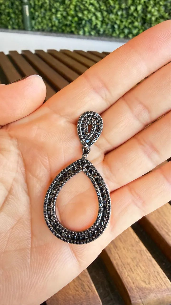 Brinco em ródio negro com microzirconias negras - Foto 3
