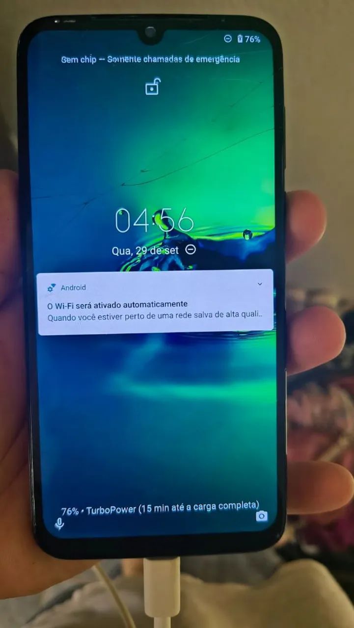 Celular quebrado 
