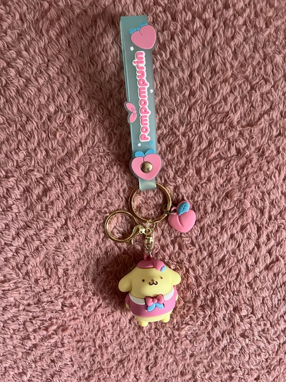 Chaveiro Pompompurin, 3d, 4,5cm X 4,5cm, Com Alça Amarelo Com Detalhes Rosas - Foto 3