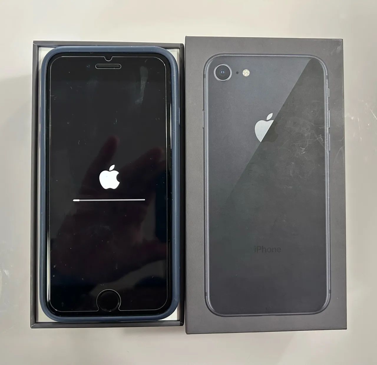 iPhone 8 64gb