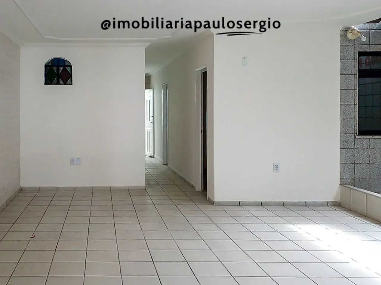 Vila Velha  Casa com 3 Quartos  3 Vagas na Garagem - Foto 4