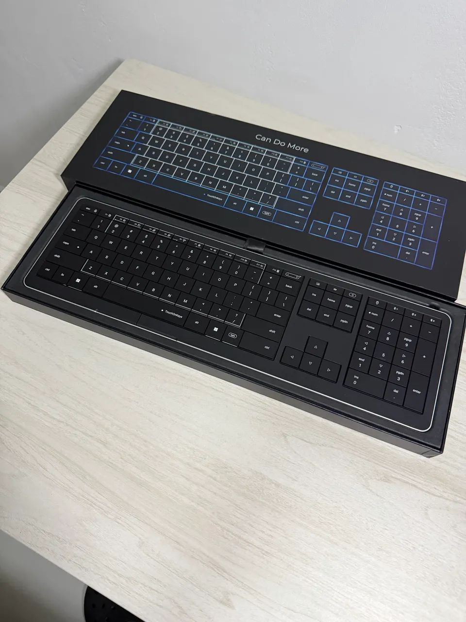 TECLADO CLEVETURA CLVX 1