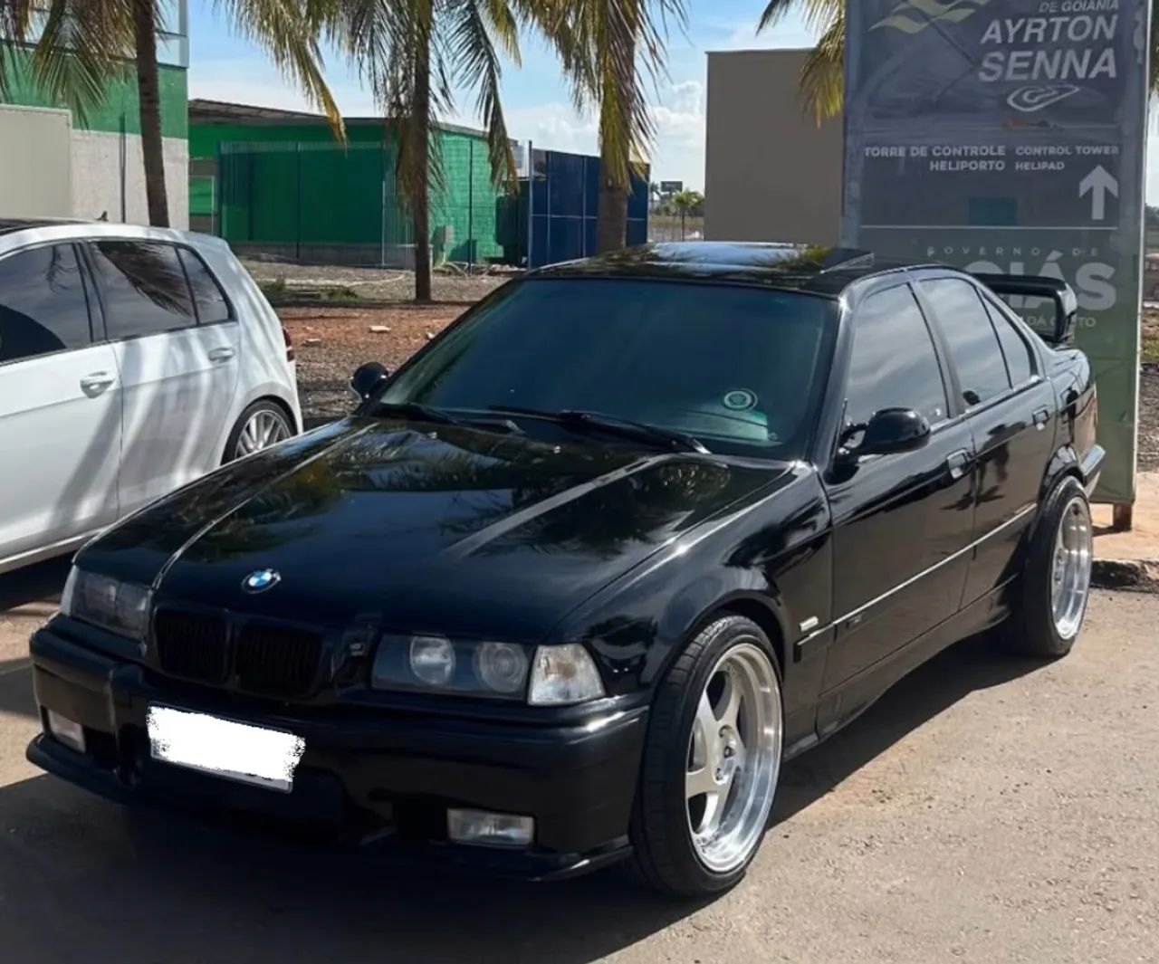 BMW 328I 328i/iA (modelo antigo) 1998