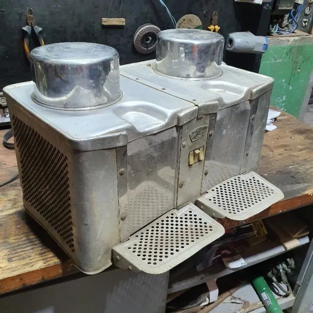 Refresqueira Dupla 220v Precisa Conserto e Por Gás - Foto 3