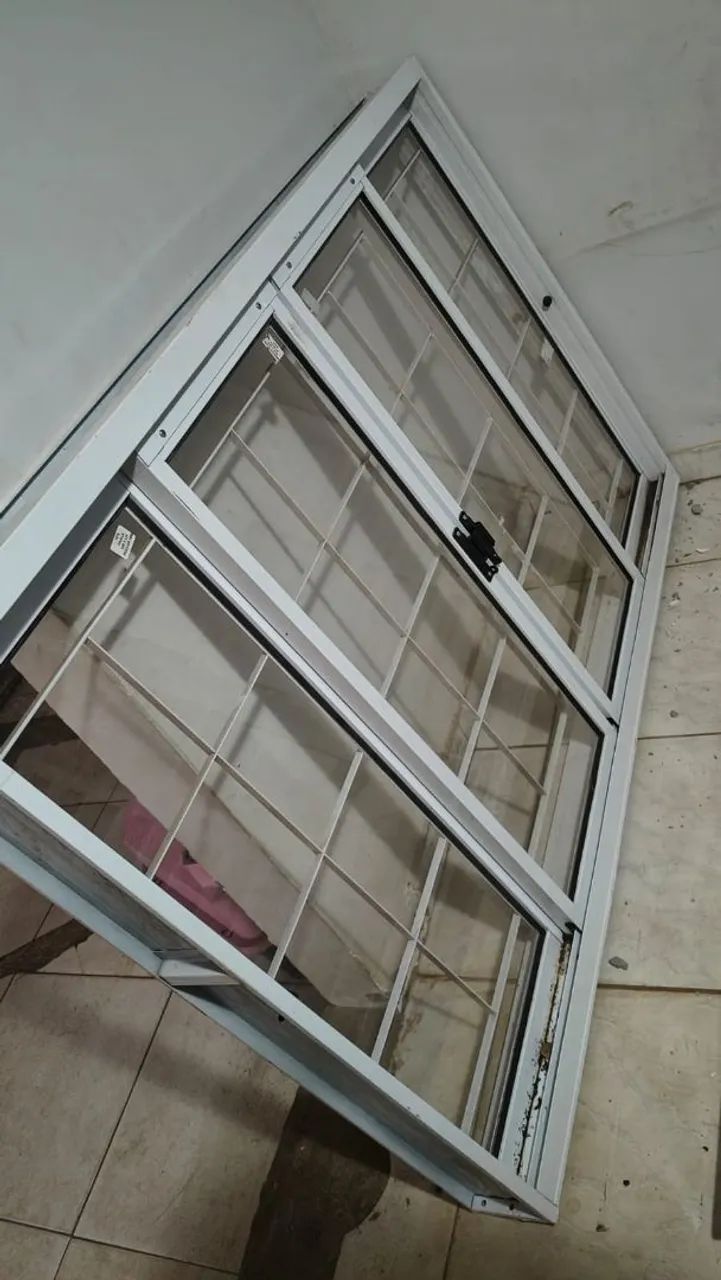 Janela de casa  - Foto 2
