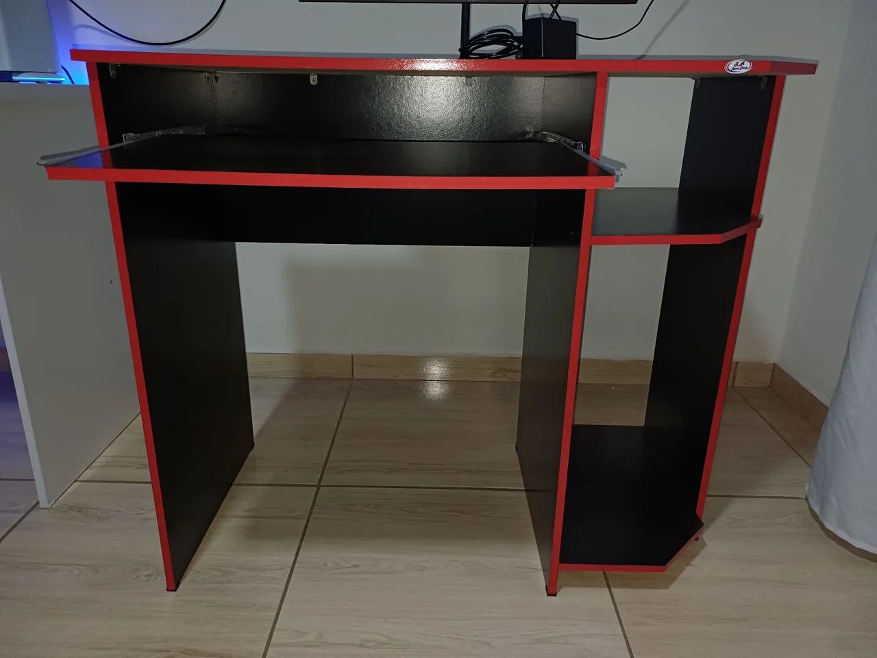 Escrivaninha gamer 